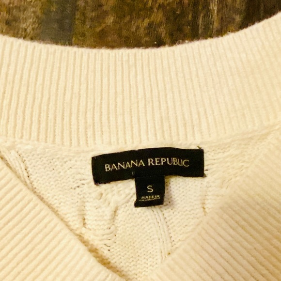 Banana Republic Cable Knit Sweater - Picture 3 of 5